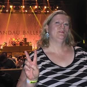 Meet your Posher, Toni